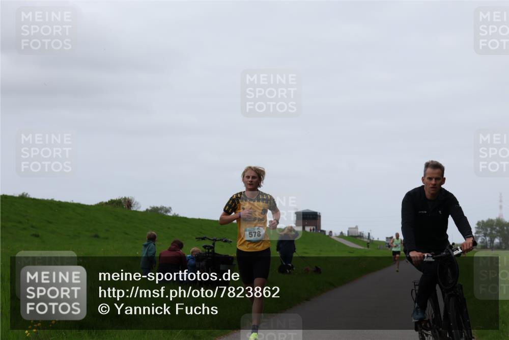 04.05.2025 - 8. Wedeler Halbmarathon Yannick Fuchs http://msf.ph/oto/7823862 04.05.2025 11:11:30 Laufen 578 meine-sportfotos.de