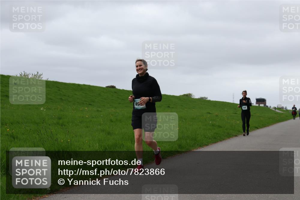 04.05.2025 - 8. Wedeler Halbmarathon Yannick Fuchs http://msf.ph/oto/7823866 04.05.2025 12:20:32 Laufen 45, 500 meine-sportfotos.de