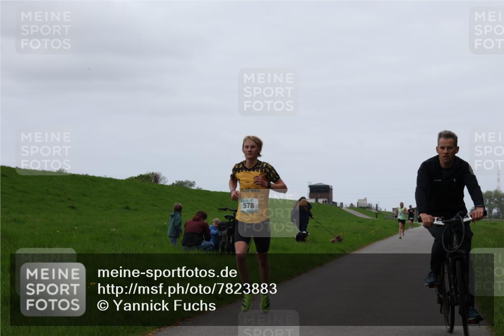 04.05.2025 - 8. Wedeler Halbmarathon Yannick Fuchs http://msf.ph/oto/7823883 04.05.2025 11:11:31 Laufen 578 meine-sportfotos.de