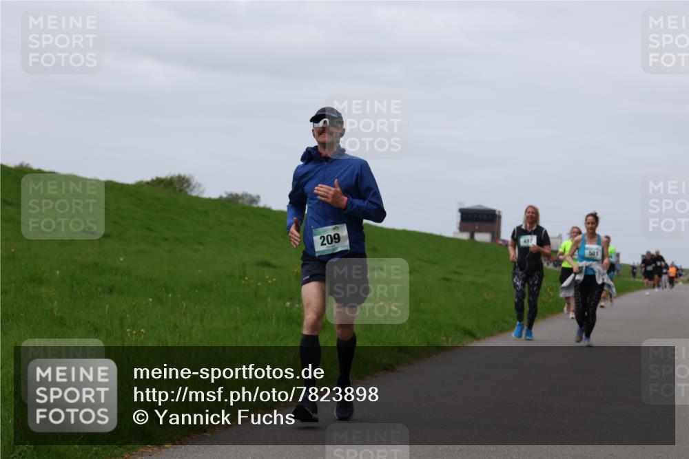 04.05.2025 - 8. Wedeler Halbmarathon Yannick Fuchs http://msf.ph/oto/7823898 04.05.2025 11:30:52 Laufen 209, 497, 501 meine-sportfotos.de