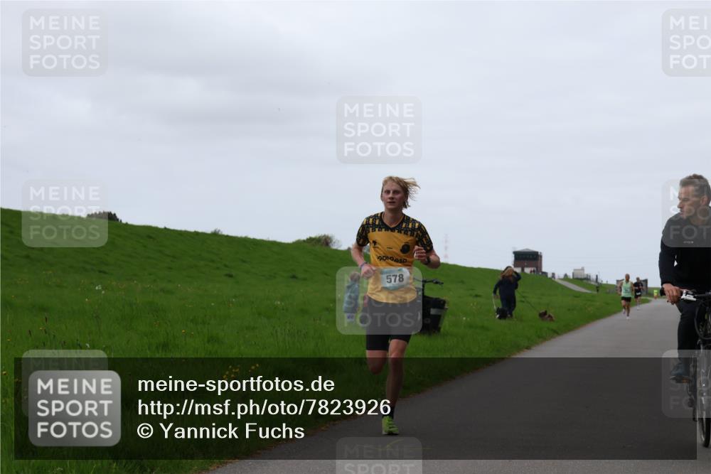 04.05.2025 - 8. Wedeler Halbmarathon Yannick Fuchs http://msf.ph/oto/7823926 04.05.2025 11:11:31 Laufen 578 meine-sportfotos.de