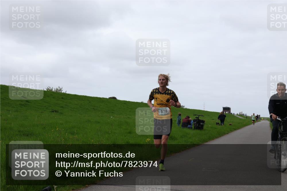 04.05.2025 - 8. Wedeler Halbmarathon Yannick Fuchs http://msf.ph/oto/7823974 04.05.2025 11:11:32 Laufen 578 meine-sportfotos.de