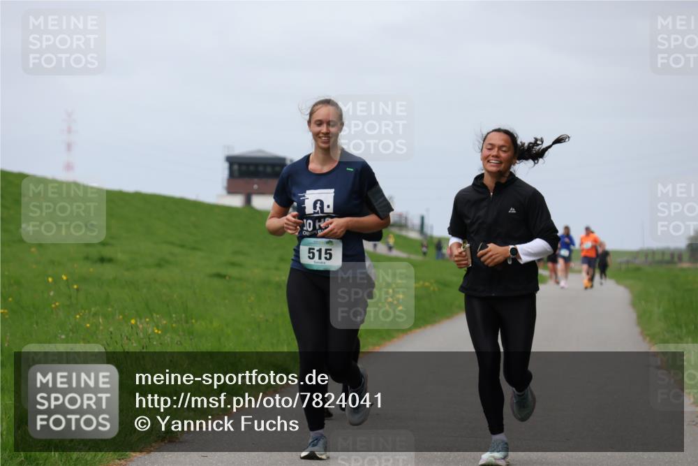 04.05.2025 - 8. Wedeler Halbmarathon Yannick Fuchs http://msf.ph/oto/7824041 04.05.2025 11:53:04 Laufen 10, 515 meine-sportfotos.de