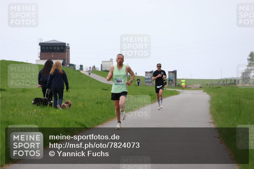 04.05.2025 - 8. Wedeler Halbmarathon Yannick Fuchs http://msf.ph/oto/7824073 04.05.2025 11:11:36 Laufen 984, 78 meine-sportfotos.de