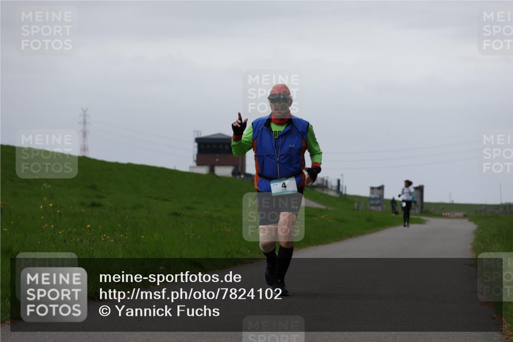 04.05.2025 - 8. Wedeler Halbmarathon Yannick Fuchs http://msf.ph/oto/7824102 04.05.2025 12:21:27 Laufen  meine-sportfotos.de