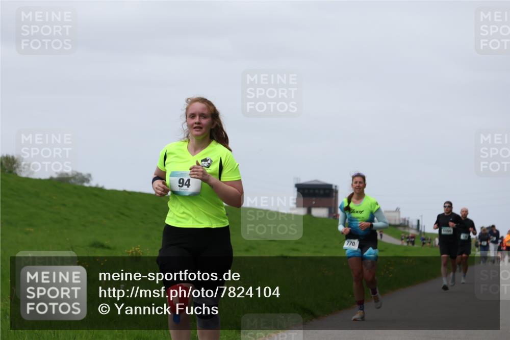 04.05.2025 - 8. Wedeler Halbmarathon Yannick Fuchs http://msf.ph/oto/7824104 04.05.2025 11:31:04 Laufen 94, 770, 1100 meine-sportfotos.de