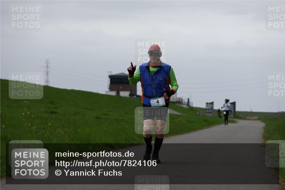 04.05.2025 - 8. Wedeler Halbmarathon Yannick Fuchs http://msf.ph/oto/7824106 04.05.2025 12:21:27 Laufen  meine-sportfotos.de