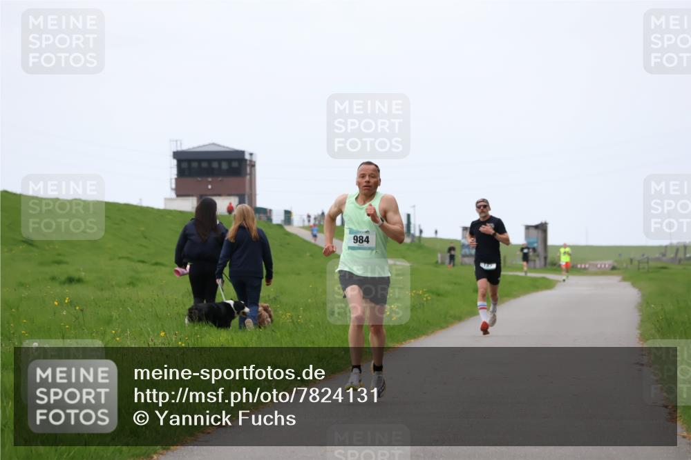 04.05.2025 - 8. Wedeler Halbmarathon Yannick Fuchs http://msf.ph/oto/7824131 04.05.2025 11:11:37 Laufen 984 meine-sportfotos.de
