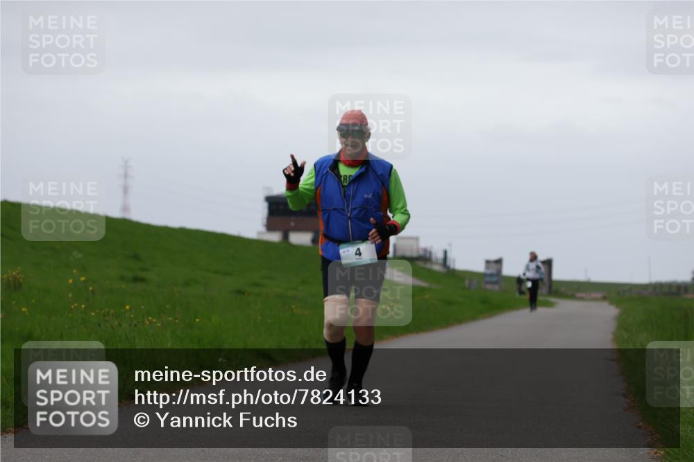 04.05.2025 - 8. Wedeler Halbmarathon Yannick Fuchs http://msf.ph/oto/7824133 04.05.2025 12:21:28 Laufen  meine-sportfotos.de