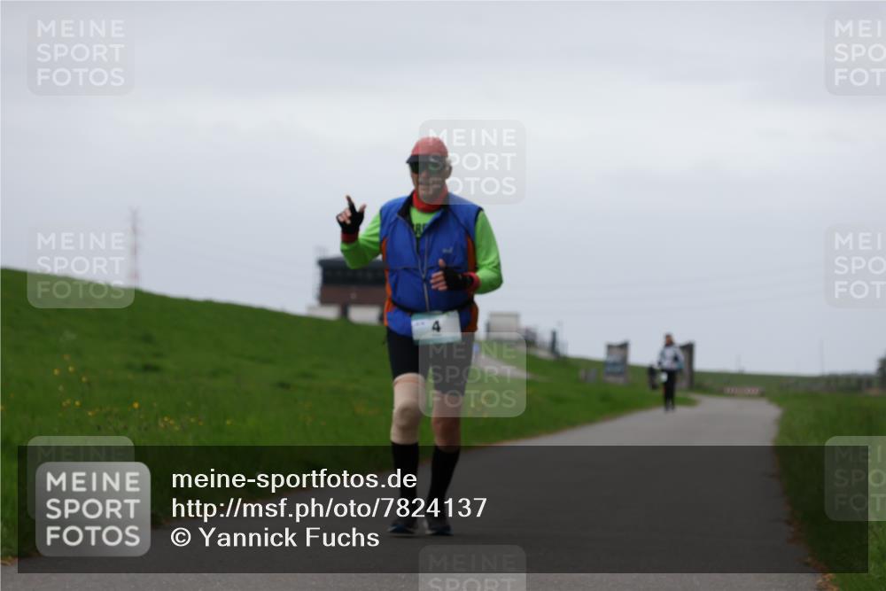 04.05.2025 - 8. Wedeler Halbmarathon Yannick Fuchs http://msf.ph/oto/7824137 04.05.2025 12:21:28 Laufen  meine-sportfotos.de