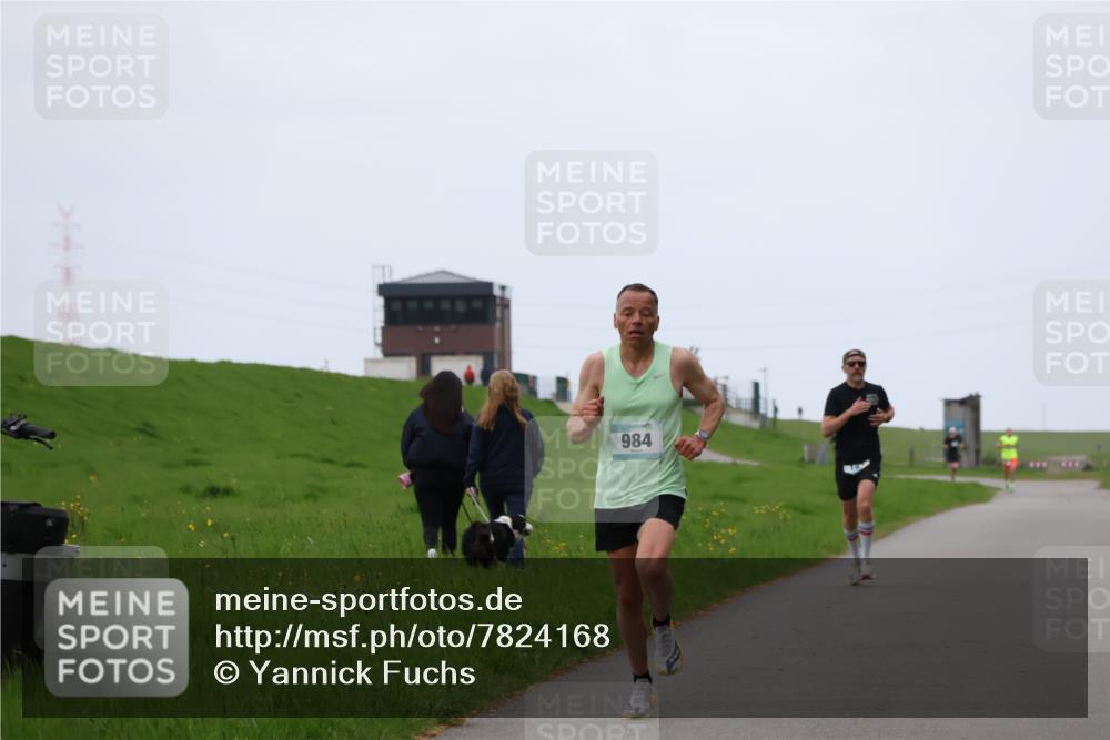 04.05.2025 - 8. Wedeler Halbmarathon Yannick Fuchs http://msf.ph/oto/7824168 04.05.2025 11:11:38 Laufen 984, 187 meine-sportfotos.de