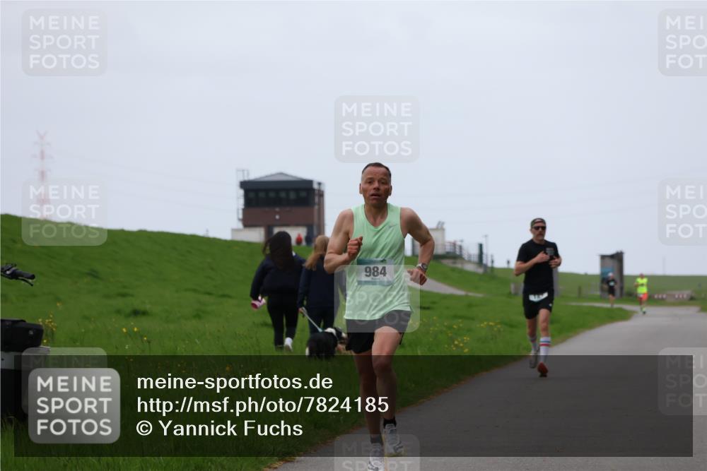 04.05.2025 - 8. Wedeler Halbmarathon Yannick Fuchs http://msf.ph/oto/7824185 04.05.2025 11:11:39 Laufen 984 meine-sportfotos.de