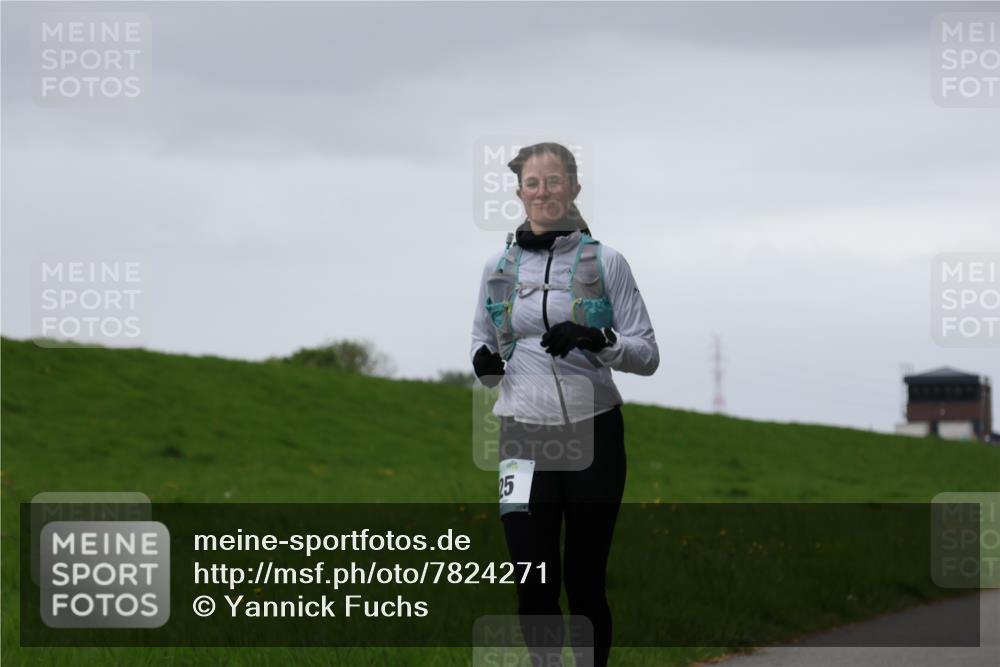 04.05.2025 - 8. Wedeler Halbmarathon Yannick Fuchs http://msf.ph/oto/7824271 04.05.2025 12:22:05 Laufen 15 meine-sportfotos.de