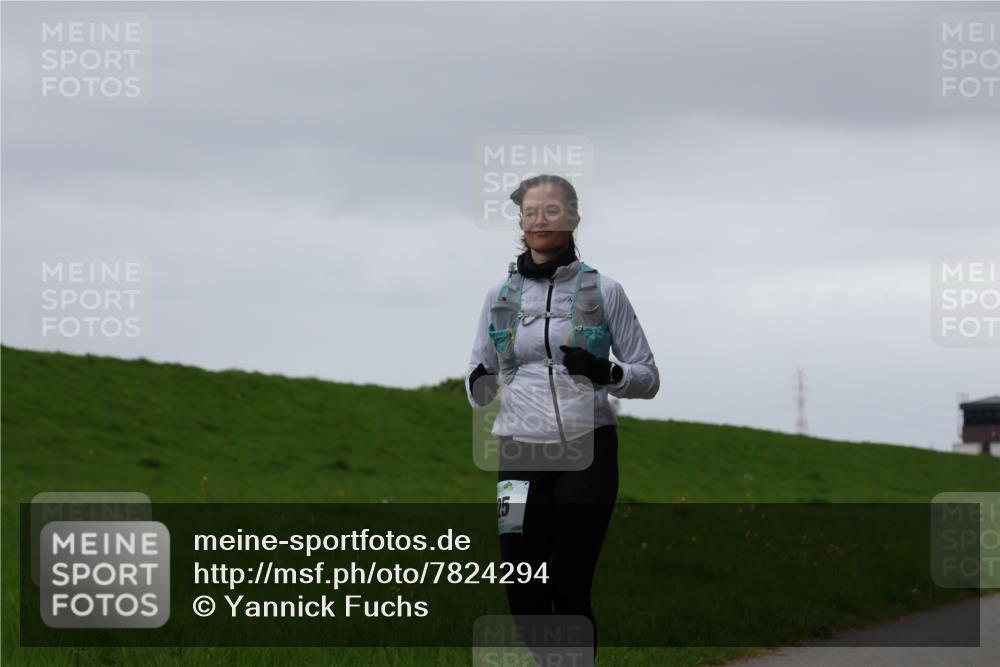 04.05.2025 - 8. Wedeler Halbmarathon Yannick Fuchs http://msf.ph/oto/7824294 04.05.2025 12:22:05 Laufen 15 meine-sportfotos.de
