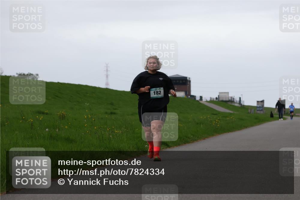 04.05.2025 - 8. Wedeler Halbmarathon Yannick Fuchs http://msf.ph/oto/7824334 04.05.2025 12:23:06 Laufen 182 meine-sportfotos.de