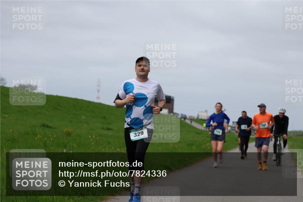 04.05.2025 - 8. Wedeler Halbmarathon Yannick Fuchs http://msf.ph/oto/7824336 04.05.2025 11:53:29 Laufen 329, 192 meine-sportfotos.de