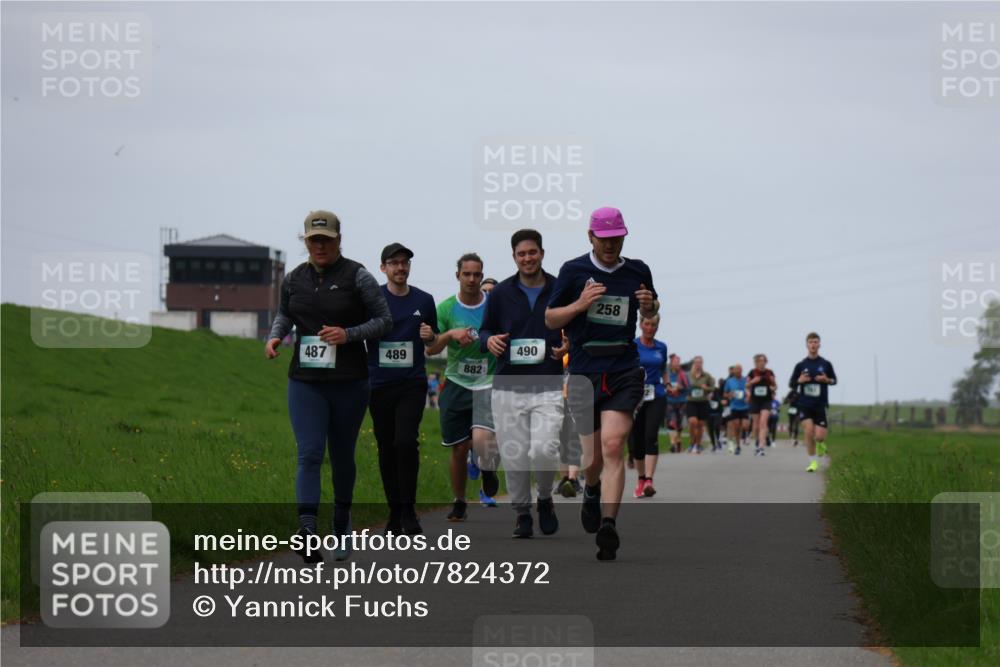04.05.2025 - 8. Wedeler Halbmarathon Yannick Fuchs http://msf.ph/oto/7824372 04.05.2025 11:31:31 Laufen 487, 489, 882, 490, 258 meine-sportfotos.de