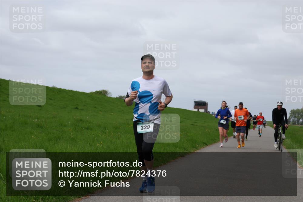 04.05.2025 - 8. Wedeler Halbmarathon Yannick Fuchs http://msf.ph/oto/7824376 04.05.2025 11:53:31 Laufen 329, 195 meine-sportfotos.de