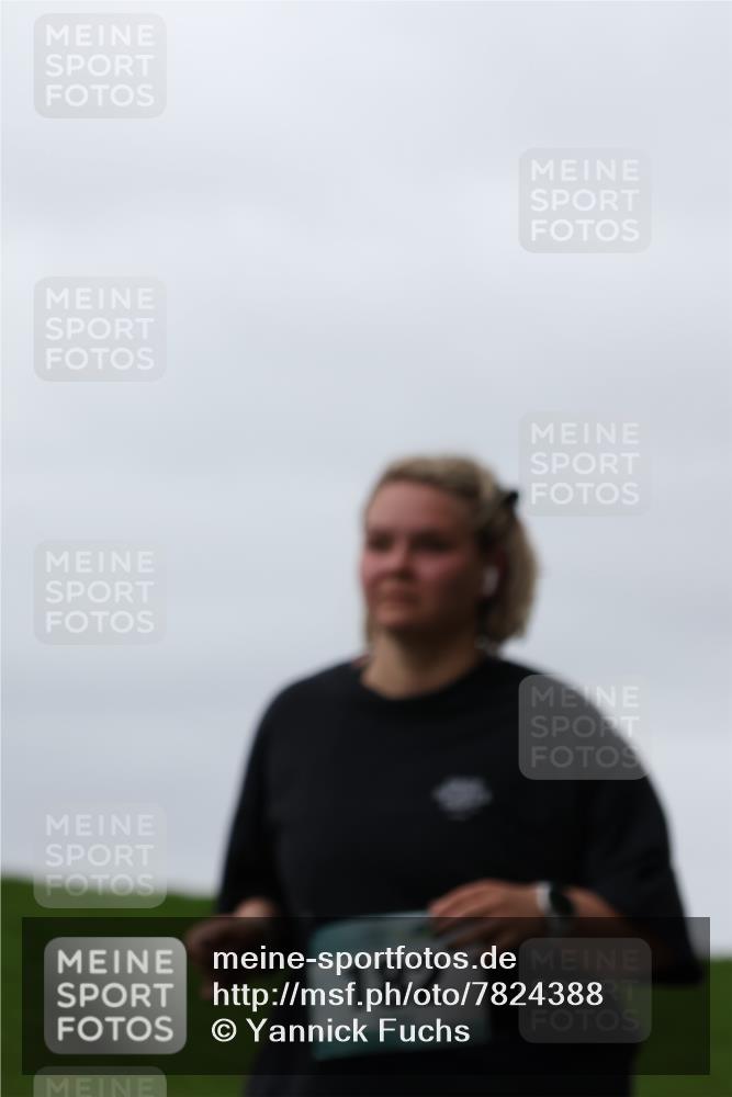 04.05.2025 - 8. Wedeler Halbmarathon Yannick Fuchs http://msf.ph/oto/7824388 04.05.2025 12:23:13 Laufen 182 meine-sportfotos.de