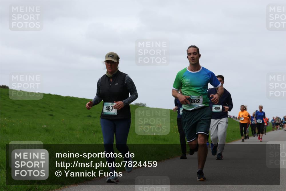 04.05.2025 - 8. Wedeler Halbmarathon Yannick Fuchs http://msf.ph/oto/7824459 04.05.2025 11:31:39 Laufen 487, 882, 490 meine-sportfotos.de