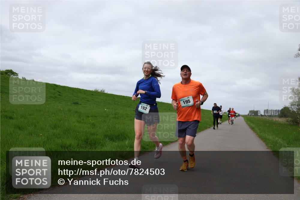 04.05.2025 - 8. Wedeler Halbmarathon Yannick Fuchs http://msf.ph/oto/7824503 04.05.2025 11:53:39 Laufen 192, 195 meine-sportfotos.de