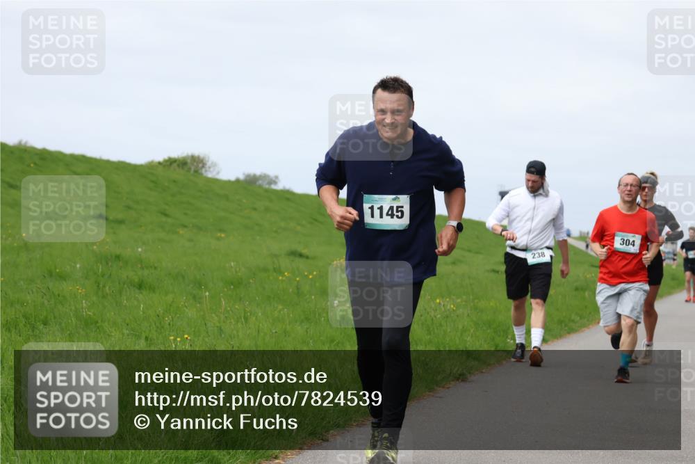 04.05.2025 - 8. Wedeler Halbmarathon Yannick Fuchs http://msf.ph/oto/7824539 04.05.2025 11:53:41 Laufen 1145, 238, 304 meine-sportfotos.de
