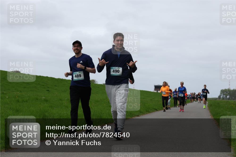 04.05.2025 - 8. Wedeler Halbmarathon Yannick Fuchs http://msf.ph/oto/7824540 04.05.2025 11:31:42 Laufen 489, 490, 972 meine-sportfotos.de