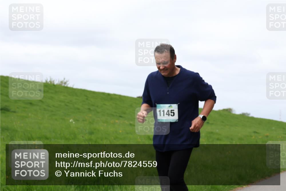 04.05.2025 - 8. Wedeler Halbmarathon Yannick Fuchs http://msf.ph/oto/7824559 04.05.2025 11:53:43 Laufen 1145 meine-sportfotos.de