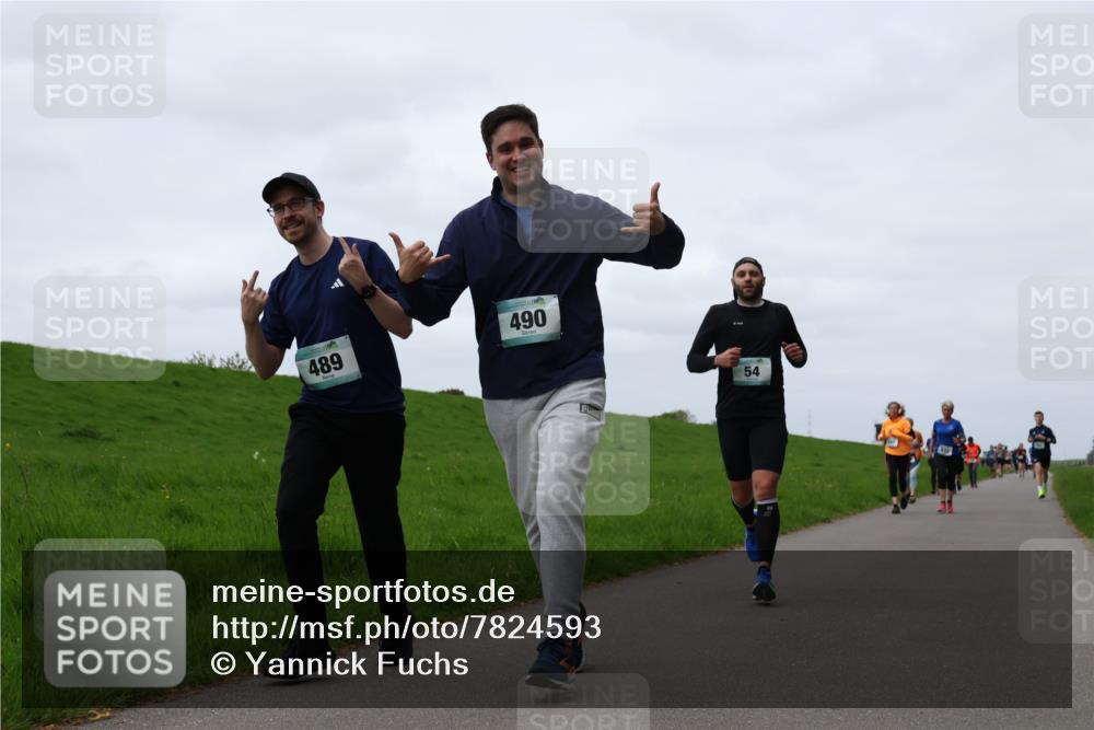 04.05.2025 - 8. Wedeler Halbmarathon Yannick Fuchs http://msf.ph/oto/7824593 04.05.2025 11:31:44 Laufen 489, 490, 54 meine-sportfotos.de
