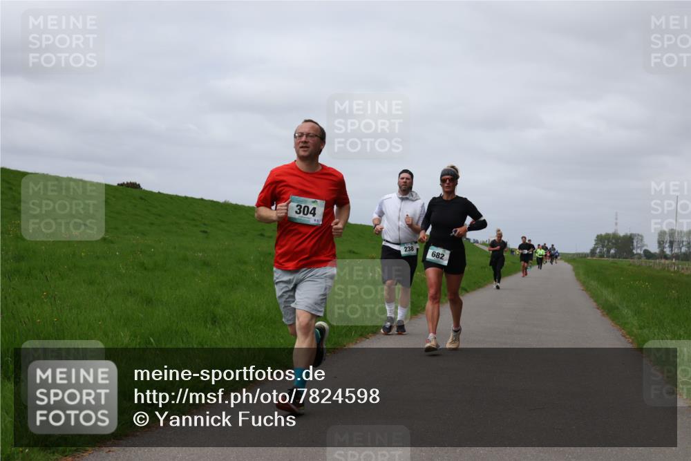 04.05.2025 - 8. Wedeler Halbmarathon Yannick Fuchs http://msf.ph/oto/7824598 04.05.2025 11:53:45 Laufen 304, 238, 682 meine-sportfotos.de