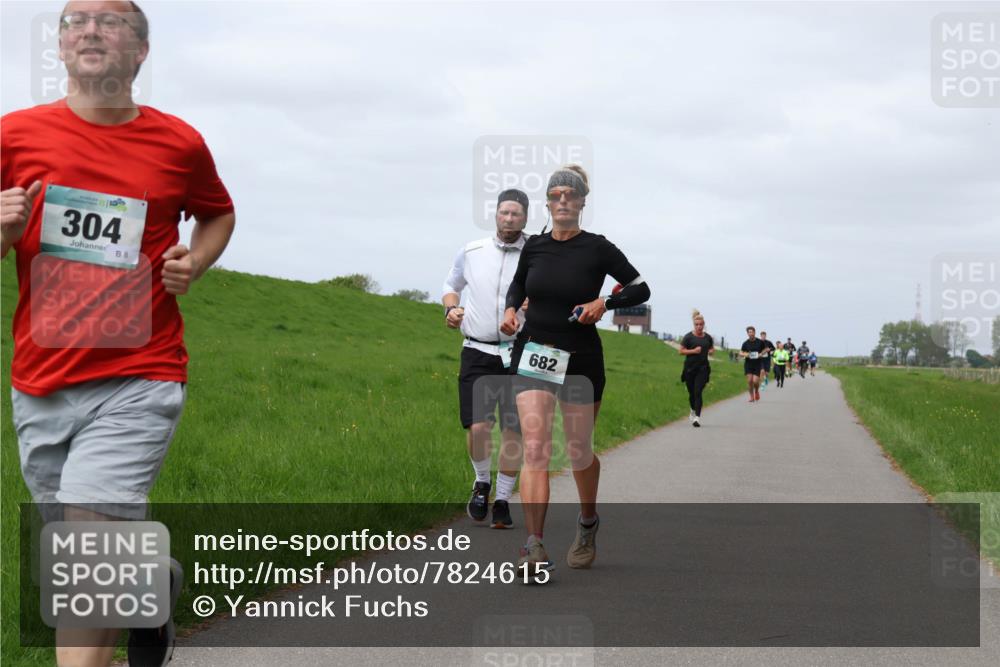 04.05.2025 - 8. Wedeler Halbmarathon Yannick Fuchs http://msf.ph/oto/7824615 04.05.2025 11:53:46 Laufen 304, 8, 682 meine-sportfotos.de