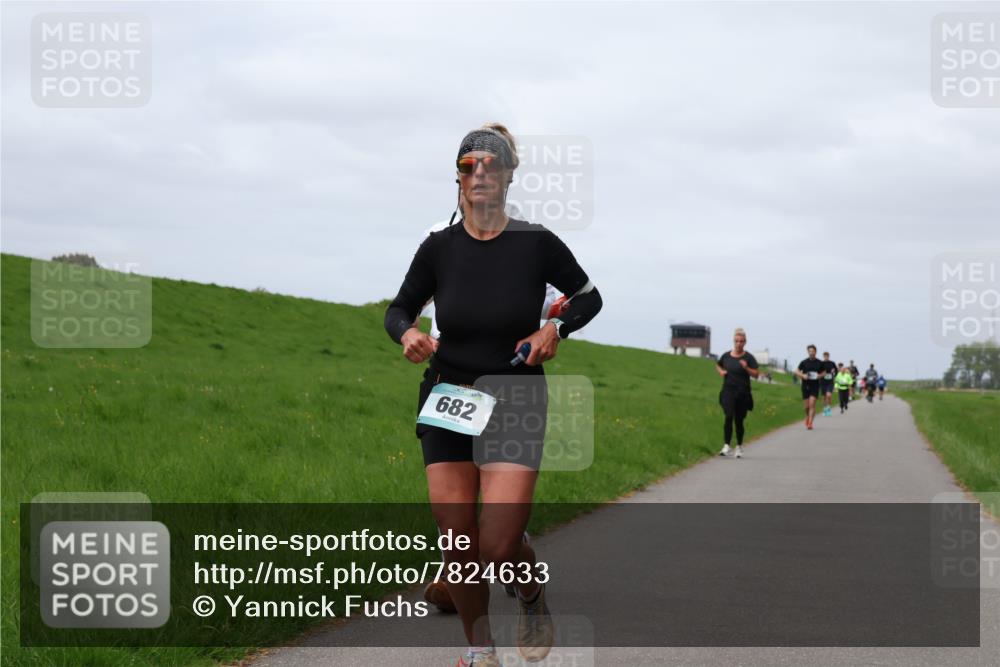 04.05.2025 - 8. Wedeler Halbmarathon Yannick Fuchs http://msf.ph/oto/7824633 04.05.2025 11:53:47 Laufen 682 meine-sportfotos.de