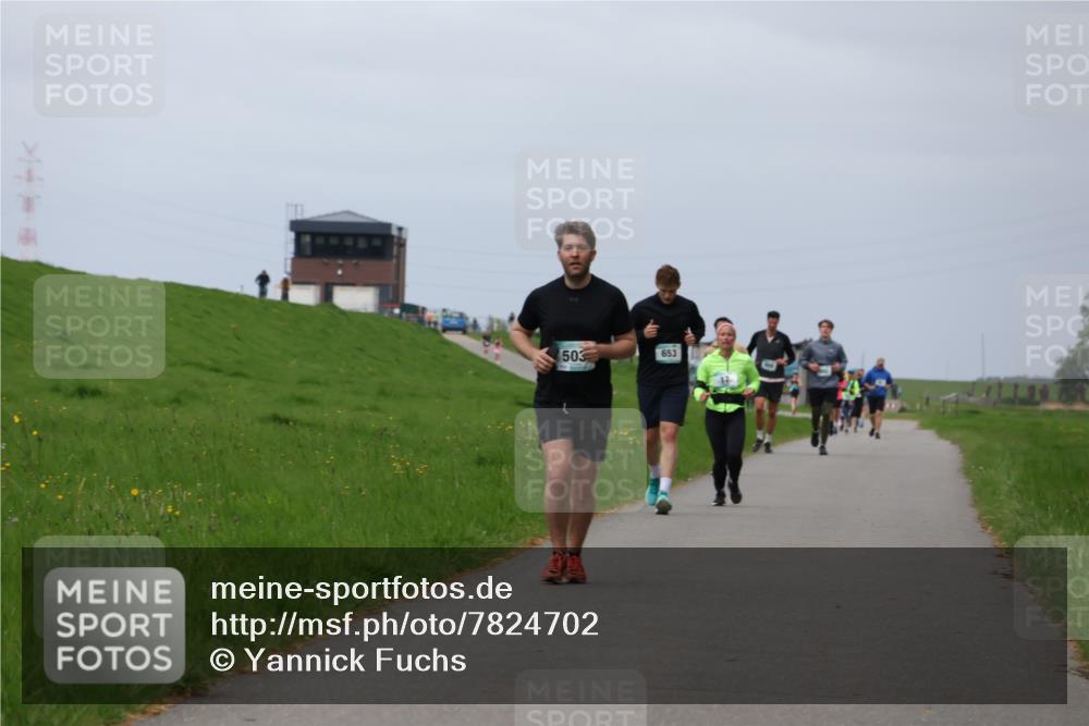 04.05.2025 - 8. Wedeler Halbmarathon Yannick Fuchs http://msf.ph/oto/7824702 04.05.2025 11:53:53 Laufen 503, 653 meine-sportfotos.de