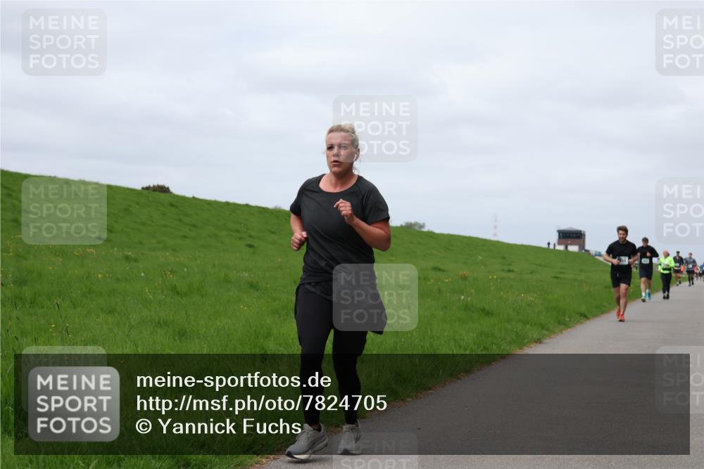 04.05.2025 - 8. Wedeler Halbmarathon Yannick Fuchs http://msf.ph/oto/7824705 04.05.2025 11:53:55 Laufen  meine-sportfotos.de