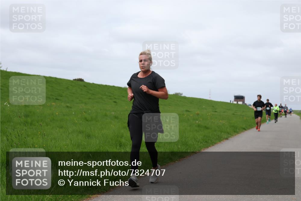 04.05.2025 - 8. Wedeler Halbmarathon Yannick Fuchs http://msf.ph/oto/7824707 04.05.2025 11:53:55 Laufen  meine-sportfotos.de