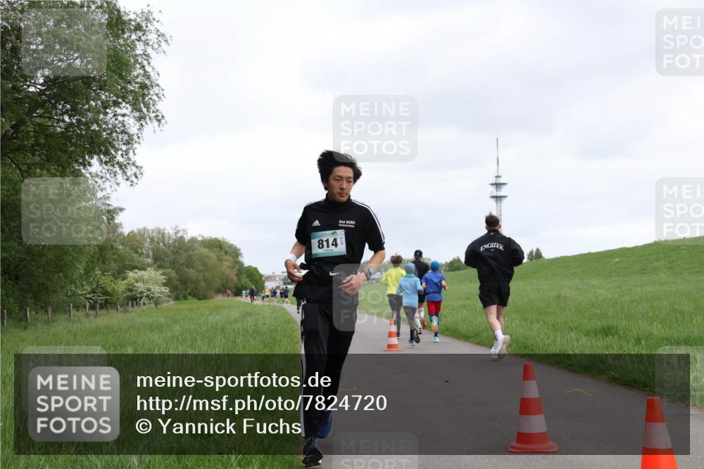 04.05.2025 - 8. Wedeler Halbmarathon Yannick Fuchs http://msf.ph/oto/7824720 04.05.2025 11:11:56 Laufen 814 meine-sportfotos.de