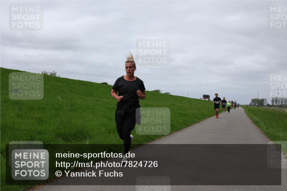04.05.2025 - 8. Wedeler Halbmarathon Yannick Fuchs http://msf.ph/oto/7824726 04.05.2025 11:53:55 Laufen  meine-sportfotos.de