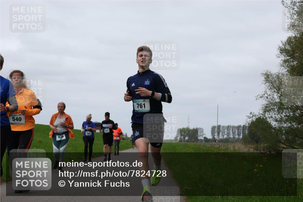 04.05.2025 - 8. Wedeler Halbmarathon Yannick Fuchs http://msf.ph/oto/7824728 04.05.2025 11:31:50 Laufen 540, 830, 294, 437, 761 meine-sportfotos.de