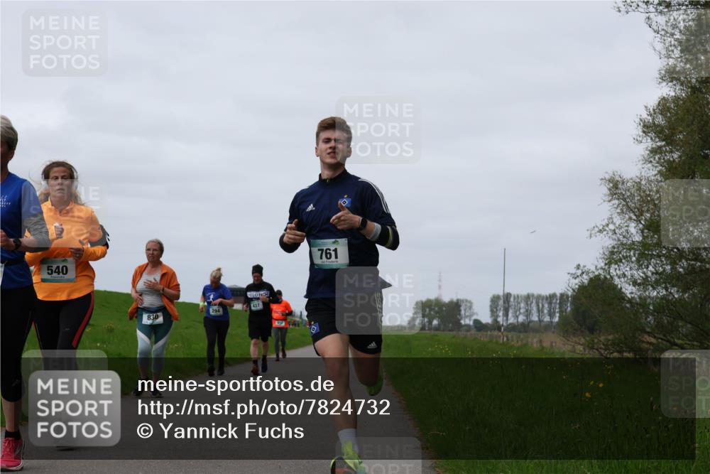 04.05.2025 - 8. Wedeler Halbmarathon Yannick Fuchs http://msf.ph/oto/7824732 04.05.2025 11:31:50 Laufen 540, 830, 294, 437, 761 meine-sportfotos.de
