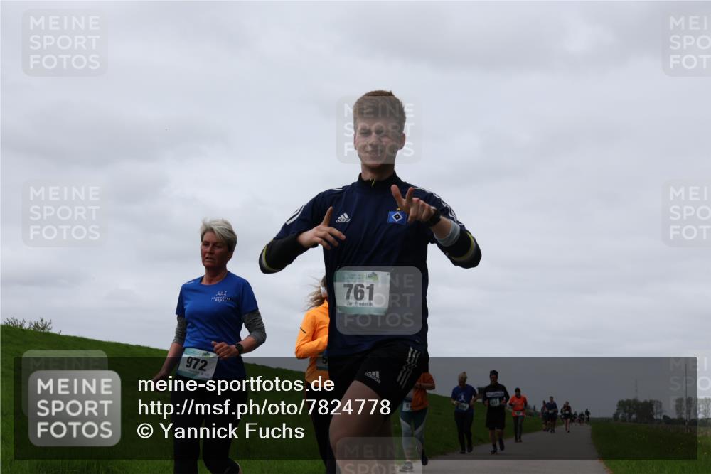 04.05.2025 - 8. Wedeler Halbmarathon Yannick Fuchs http://msf.ph/oto/7824778 04.05.2025 11:31:51 Laufen 972, 138, 761, 83 meine-sportfotos.de