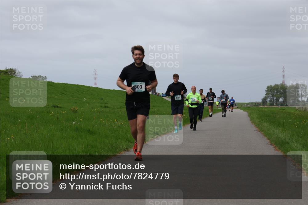 04.05.2025 - 8. Wedeler Halbmarathon Yannick Fuchs http://msf.ph/oto/7824779 04.05.2025 11:54:00 Laufen 503, 653 meine-sportfotos.de