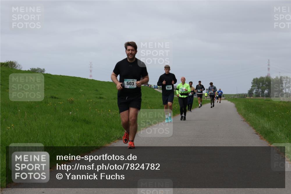 04.05.2025 - 8. Wedeler Halbmarathon Yannick Fuchs http://msf.ph/oto/7824782 04.05.2025 11:54:00 Laufen 503, 653 meine-sportfotos.de