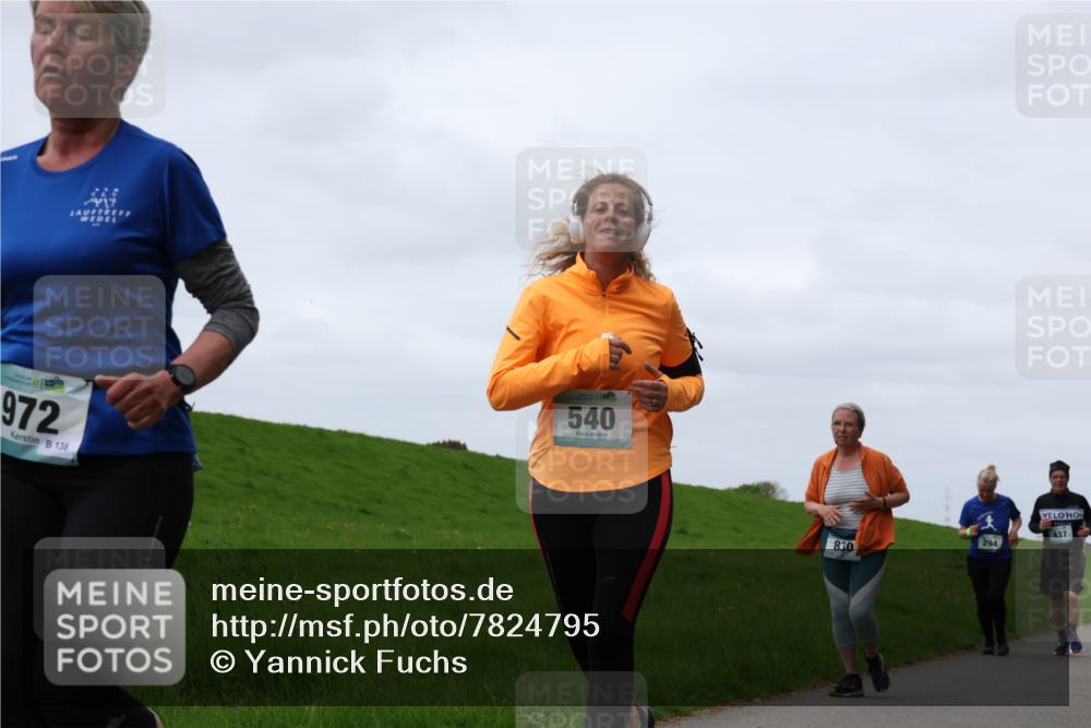 04.05.2025 - 8. Wedeler Halbmarathon Yannick Fuchs http://msf.ph/oto/7824795 04.05.2025 11:31:52 Laufen 972, 138, 540, 437, 294, 830 meine-sportfotos.de