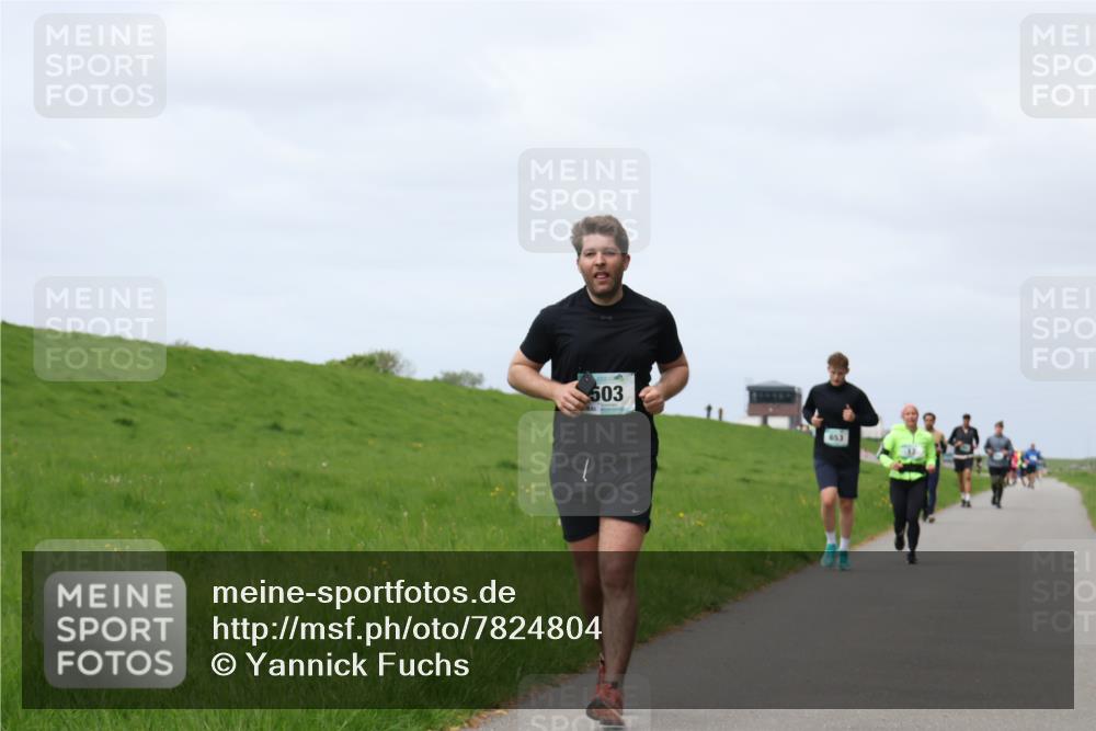 04.05.2025 - 8. Wedeler Halbmarathon Yannick Fuchs http://msf.ph/oto/7824804 04.05.2025 11:54:02 Laufen 503 meine-sportfotos.de