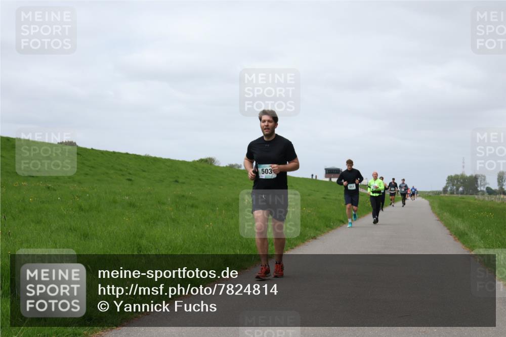 04.05.2025 - 8. Wedeler Halbmarathon Yannick Fuchs http://msf.ph/oto/7824814 04.05.2025 11:54:02 Laufen 503 meine-sportfotos.de