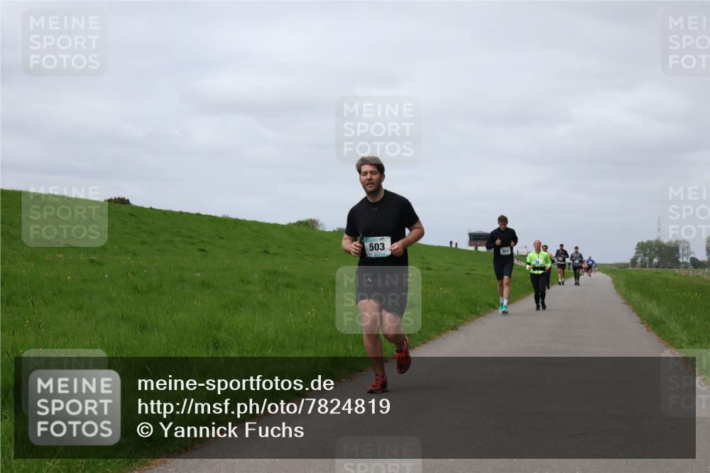 04.05.2025 - 8. Wedeler Halbmarathon Yannick Fuchs http://msf.ph/oto/7824819 04.05.2025 11:54:02 Laufen 503 meine-sportfotos.de