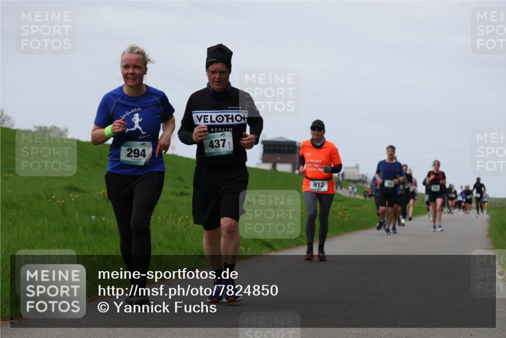 04.05.2025 - 8. Wedeler Halbmarathon Yannick Fuchs http://msf.ph/oto/7824850 04.05.2025 11:31:54 Laufen 294, 437, 912 meine-sportfotos.de