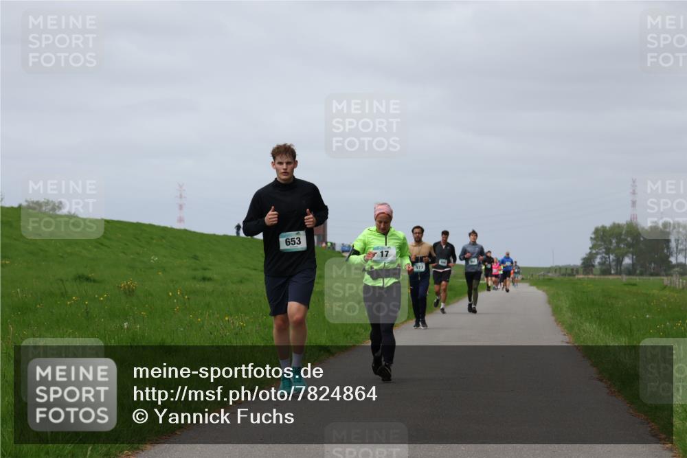 04.05.2025 - 8. Wedeler Halbmarathon Yannick Fuchs http://msf.ph/oto/7824864 04.05.2025 11:54:04 Laufen 653, 173 meine-sportfotos.de