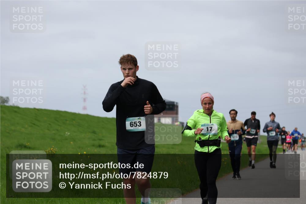 04.05.2025 - 8. Wedeler Halbmarathon Yannick Fuchs http://msf.ph/oto/7824879 04.05.2025 11:54:05 Laufen 653, 17, 173 meine-sportfotos.de