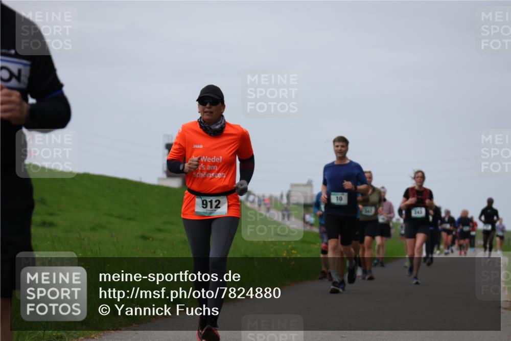 04.05.2025 - 8. Wedeler Halbmarathon Yannick Fuchs http://msf.ph/oto/7824880 04.05.2025 11:31:56 Laufen 912, 10 meine-sportfotos.de